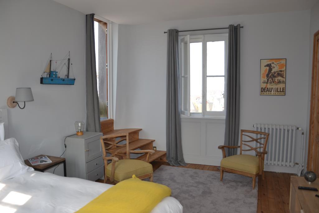 Guesthouse La Mascotte Вилер-сюр-Мер Екстериор снимка